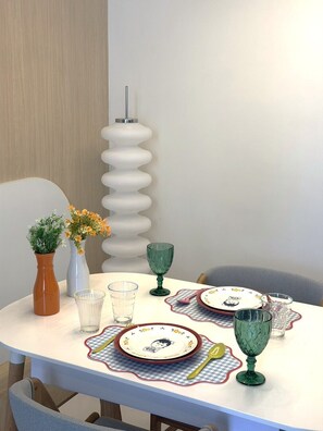 Dining - Coxy 2-bedroom house with AC in charming Near Bangtao Beach Phuket (Thalang District)