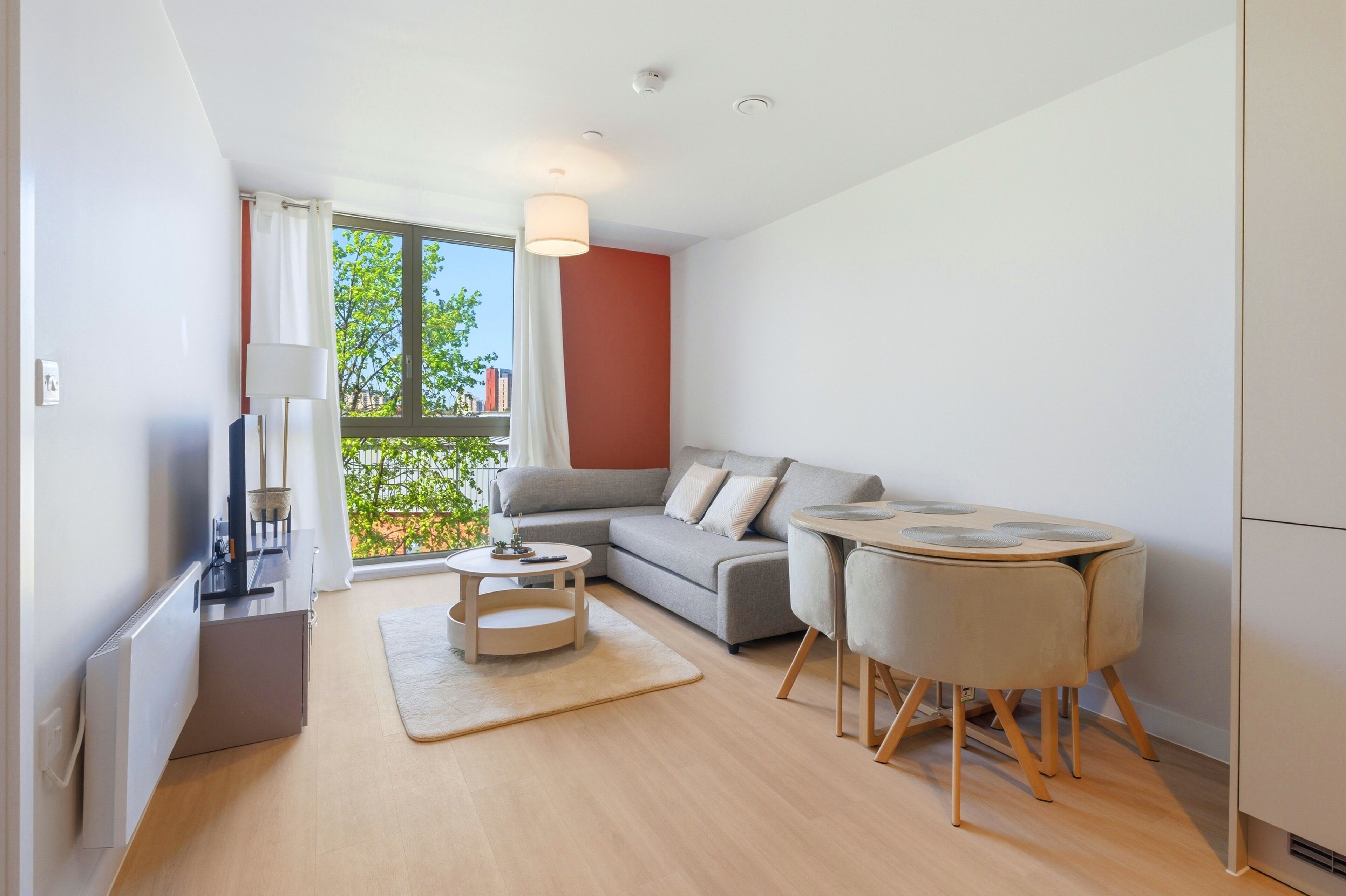 Luxury Apartment, 1 King Bed with Sofa bed, Non Smoking, Kitchenette | Living area