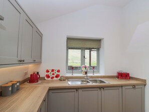 Cottage | Private kitchen - High Birks Barn (Sedbergh)