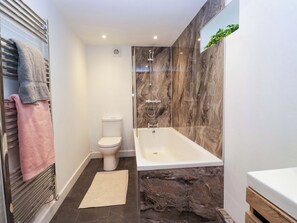 Shower - High Birks Barn (Sedbergh)