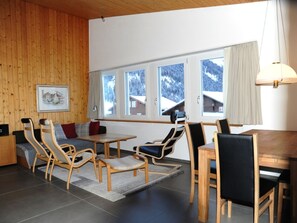 Dining - Tgèsa Moser Poltera, (Camischolas/Sedrun). by Interhome (Camischolas)
