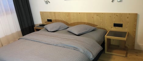 1 bedroom, Internet