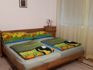 Internet - Cucagna Wohnung 104 Willi, (Disentis/Mustér). by Interhome (Disentis)