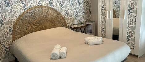 1 bedroom, iron/ironing board, WiFi, bed sheets