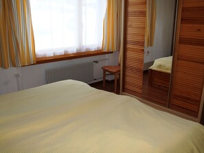 2 bedrooms - Casa La Foppa Joller, (Sedrun), 118.08 by Interhome (Sedrun)
