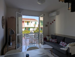 Villa, 1 Bedroom, Balcony, Garden View | Living room - Charming Two-level Villa With Pool (Caorle)