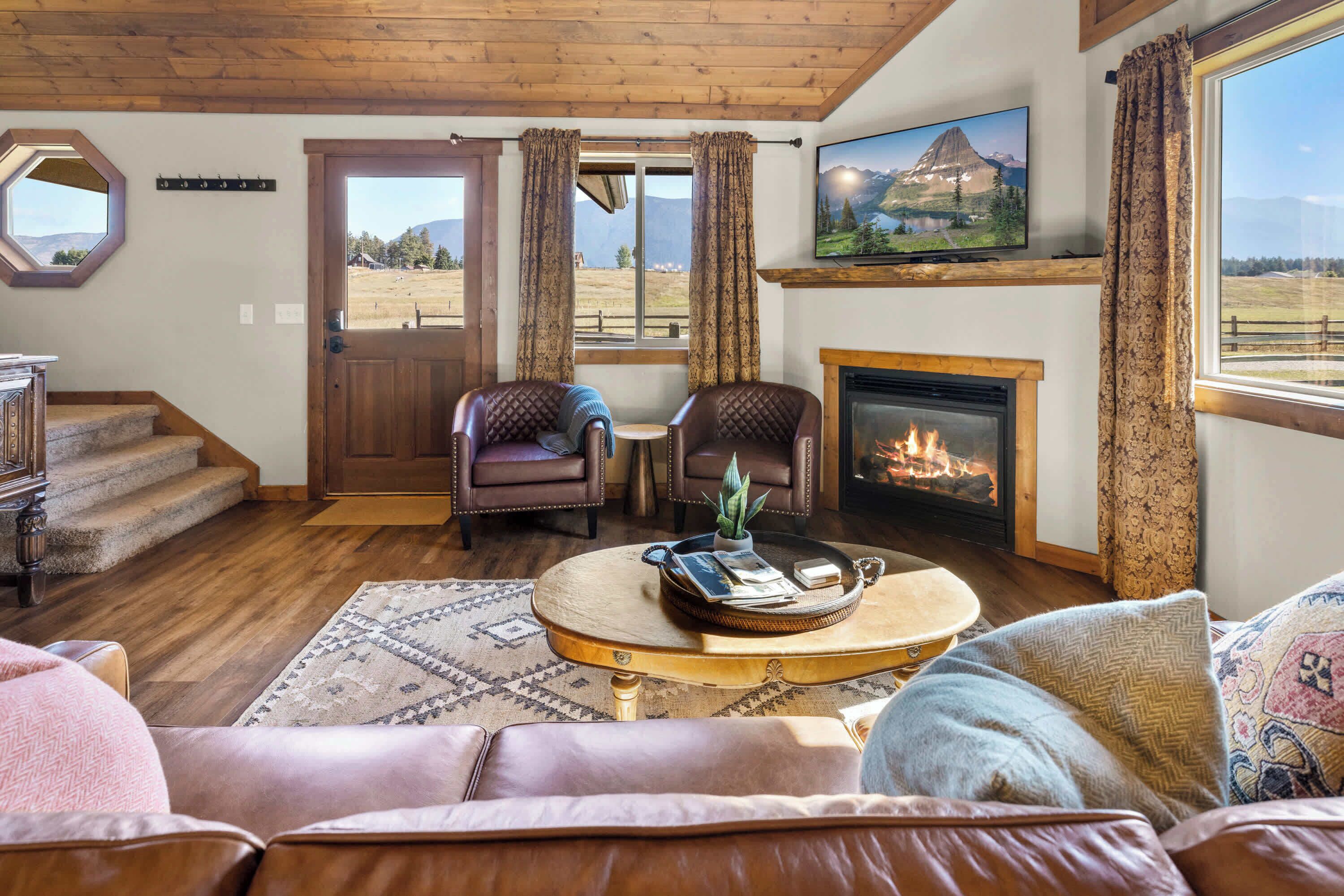Cabin, Multiple Beds, Patio (Glacier River #4) | Living area