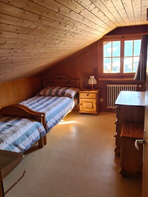 1 bedroom - Citrini, (Sedrun). by Interhome (Sedrun)