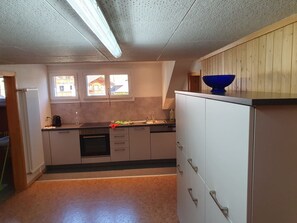 Fridge, oven, cookware/dishes/utensils - Citrini, (Sedrun). by Interhome (Sedrun)