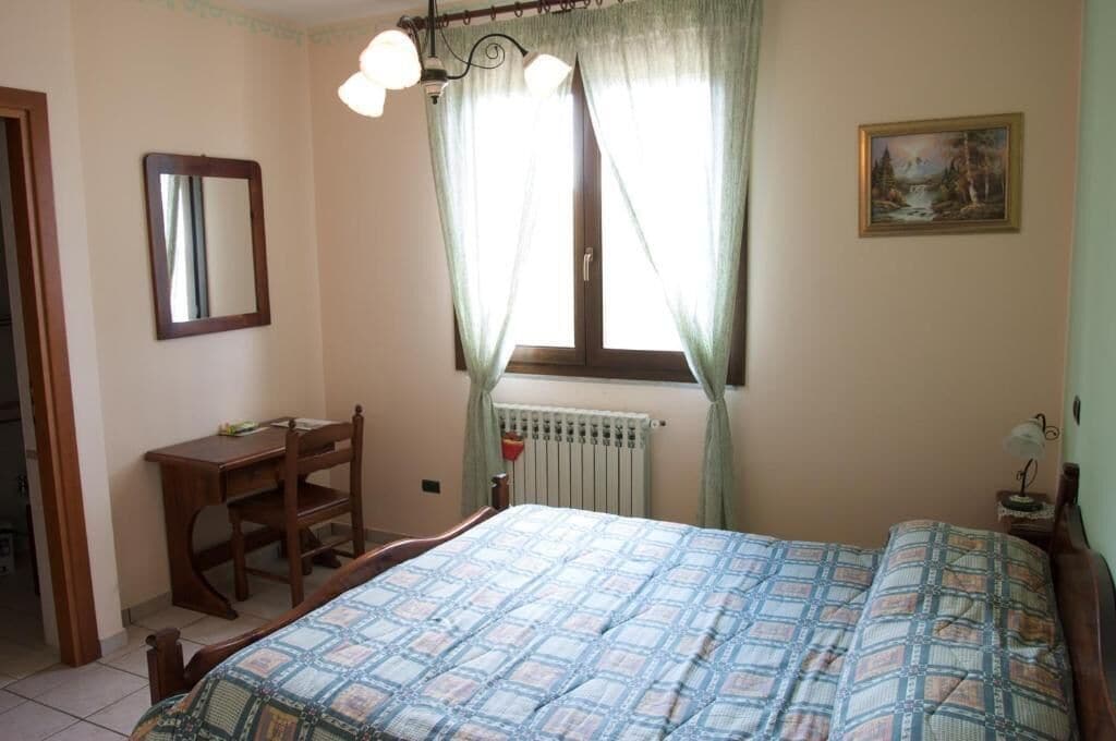 Double Room | In-room safe, free WiFi, bed sheets