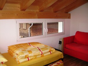 1 bedroom, Internet - Casa Aurora Hendry-Canepa, (Sedrun). by Interhome (Sedrun)