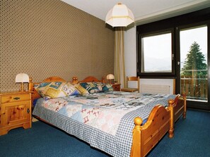Room - Disentiserhof Aua Cotschna Avvanzino, (Disentis/Mustér). by Interhome (Disentis)