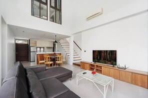 Chambre, 3 chambres | Salle de séjour