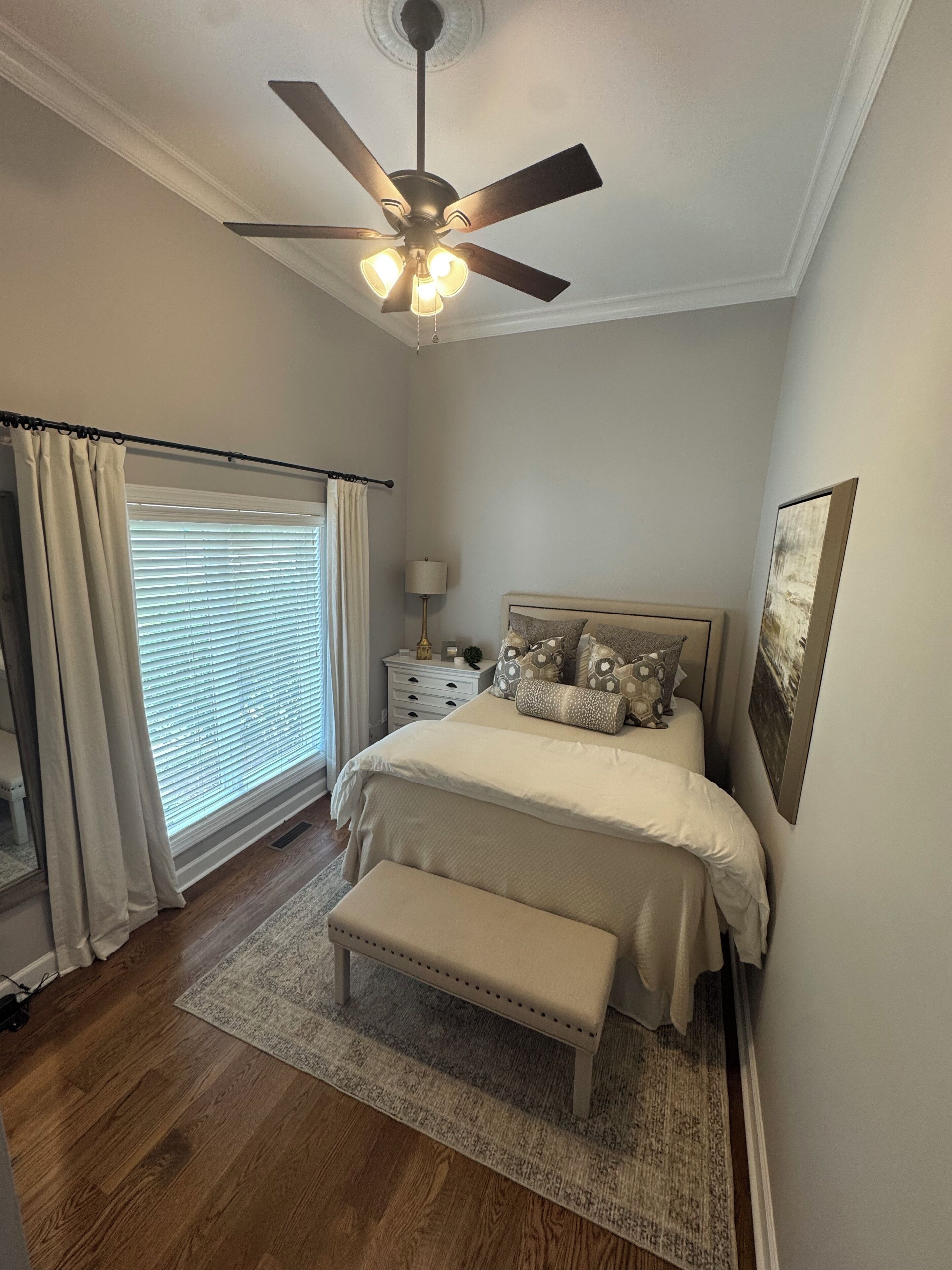 3 bedrooms, iron/ironing board, free WiFi, bed sheets