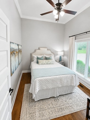 3 habitaciones, tabla de planchar con plancha y wifi gratis 