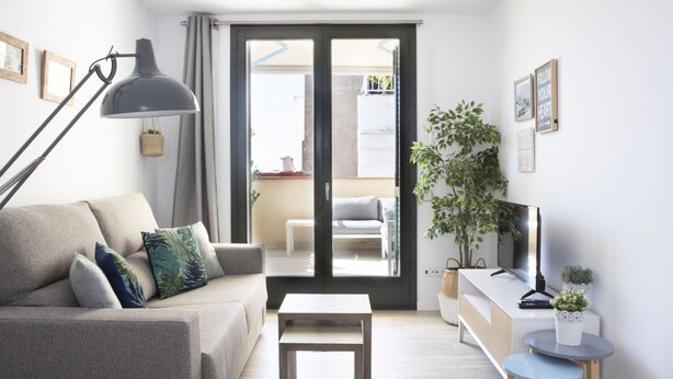 TV - URBAN SUITES SITGES TERRACE by Interhome (Sitges)