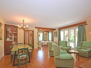 Dining - Vacation home Rustic by Interhome (Inca)