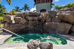 Pool - NEW! Mauna Lani Beach Club Pass/BBQ on lanai/602 Fairways at Mauna Lani (Kamuela)