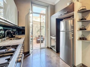 Private kitchen - Apartment  by Interhome (Cannes)