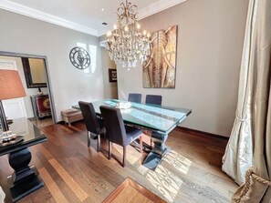 Dining - Apartment  by Interhome (Cannes)