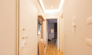 Interior - SanPietro Vacation Apartment 054 (Plazhi San Pietro)