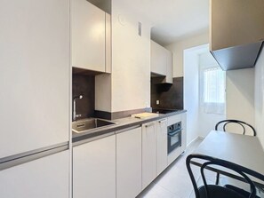 Private kitchen - 1 bedroom Latour Maubourg 245 by Interhome (Cannes)