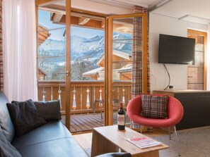 TV - Panoramapark Soleil Fiore Apt. Silbermond by Interhome (Lauterbrunnen)