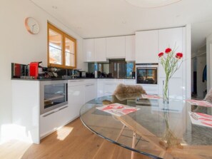 Fridge, microwave, oven, dishwasher - Panoramapark Soleil Bietenhorn by Interhome (Lauterbrunnen)