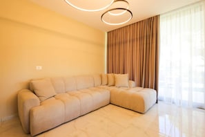 TV, offices - Beach Resort Villa with Private Garden (Plazhi San Pietro)