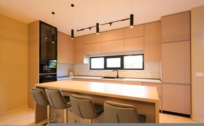 Private kitchen - SanPietro Vacation Villa 014 (Plazhi San Pietro)