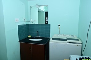 Family Villa, Patio, City View | Private kitchen
