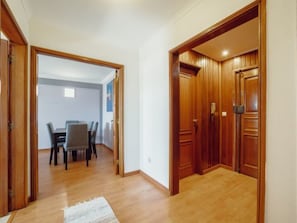 Interior - MATOSINHOS SEA SIDE 2BD by VACATIONY by Interhome (Porto)