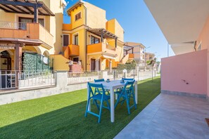 Outdoor dining - Affittimoderni Castelsardo - Our Villa (Castelsardo)