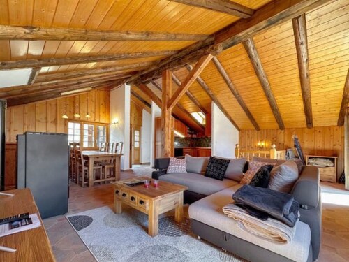 Chalet Le Basset - Family Chalet in the Swiss Alps by Interhome