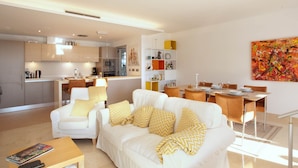 TV - Floresta Sur 8-5 by Interhome (Ojen)