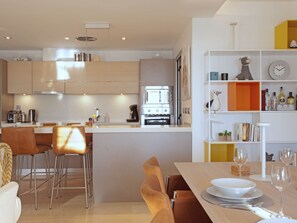 Fridge, microwave, oven, dishwasher - Floresta Sur 8-5 by Interhome (Ojen)