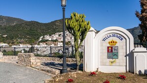 Unclassified image, 2 of 21, button - El Cerezal - Apartment with amazing nature views by Interhome (Ojen)