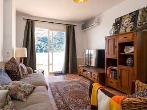 TV - El Cerezal - Apartment with amazing nature views by Interhome (Ojen)