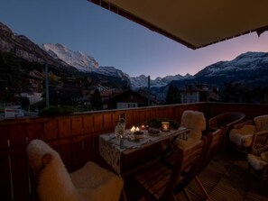 Outdoor dining - Chalet Stella Alpina by Interhome (Lauterbrunnen)
