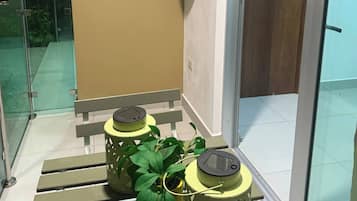 Apartment, 2 Bedrooms, Accessible, Balcony | Interior