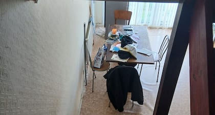 Room-room in a Family House
