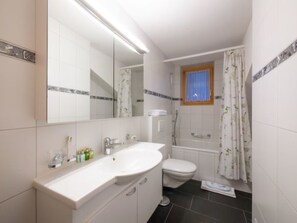 Towels - Chalet Sterndolde Apt. 1 by Interhome (Lauterbrunnen)