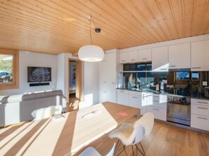 Fridge, oven, dishwasher, cookware/dishes/utensils - Chalet Sterndolde Apt. 1 by Interhome (Lauterbrunnen)