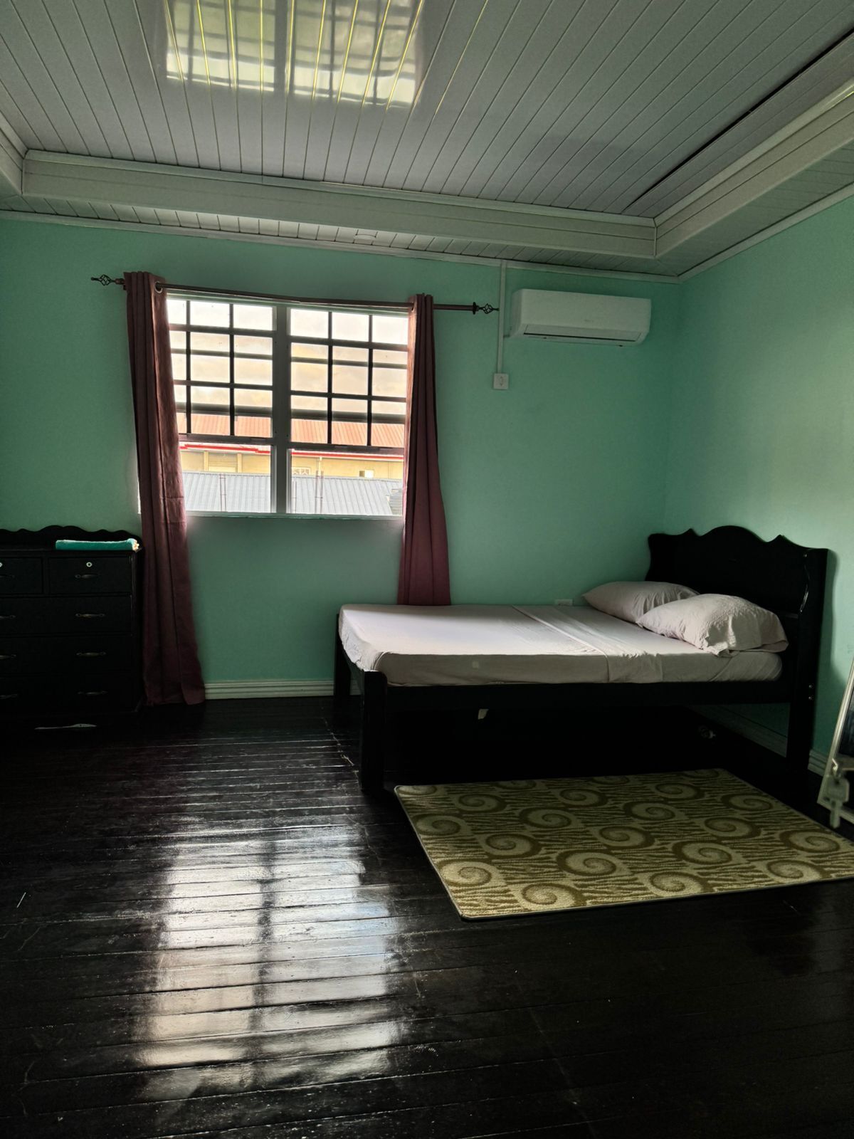 Comfort-værelse med dobbeltseng eller 2 enkeltsenge - byudsigt