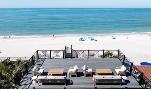Sea Swept | Luxury Beachfront Estate