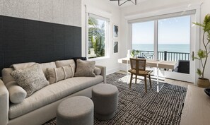 TV, offices - Sea Swept | Luxury Beachfront Estate (Bradenton Beach)