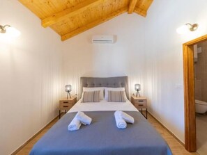 Internet - Stone villa Marita with pool by Interhome (Budak)