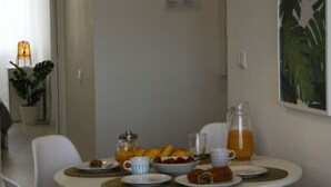 Dining - Caparica Sea View Apartment by Interhome (Costa da Caparica)