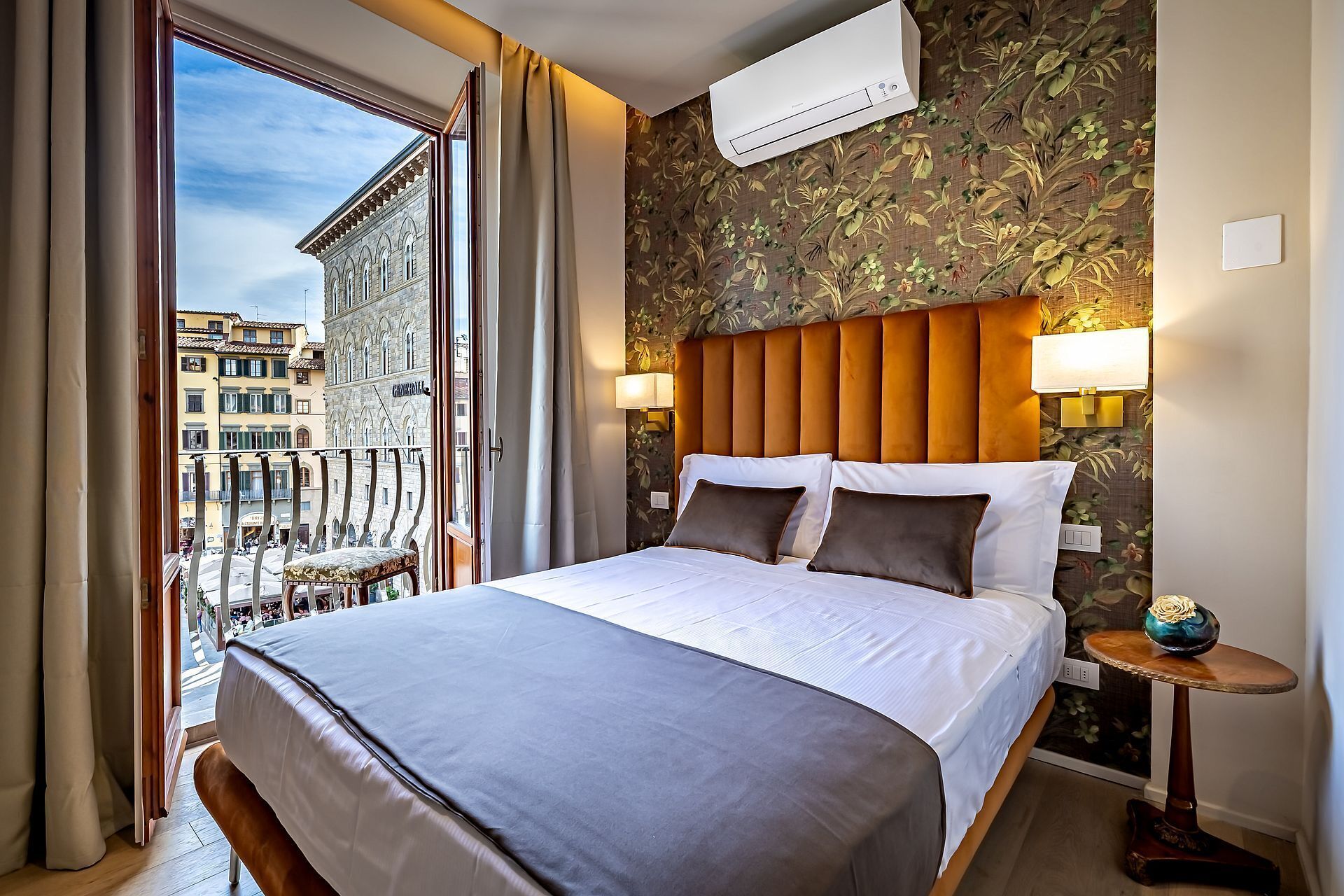 Chambre Double, balcon, vue ville