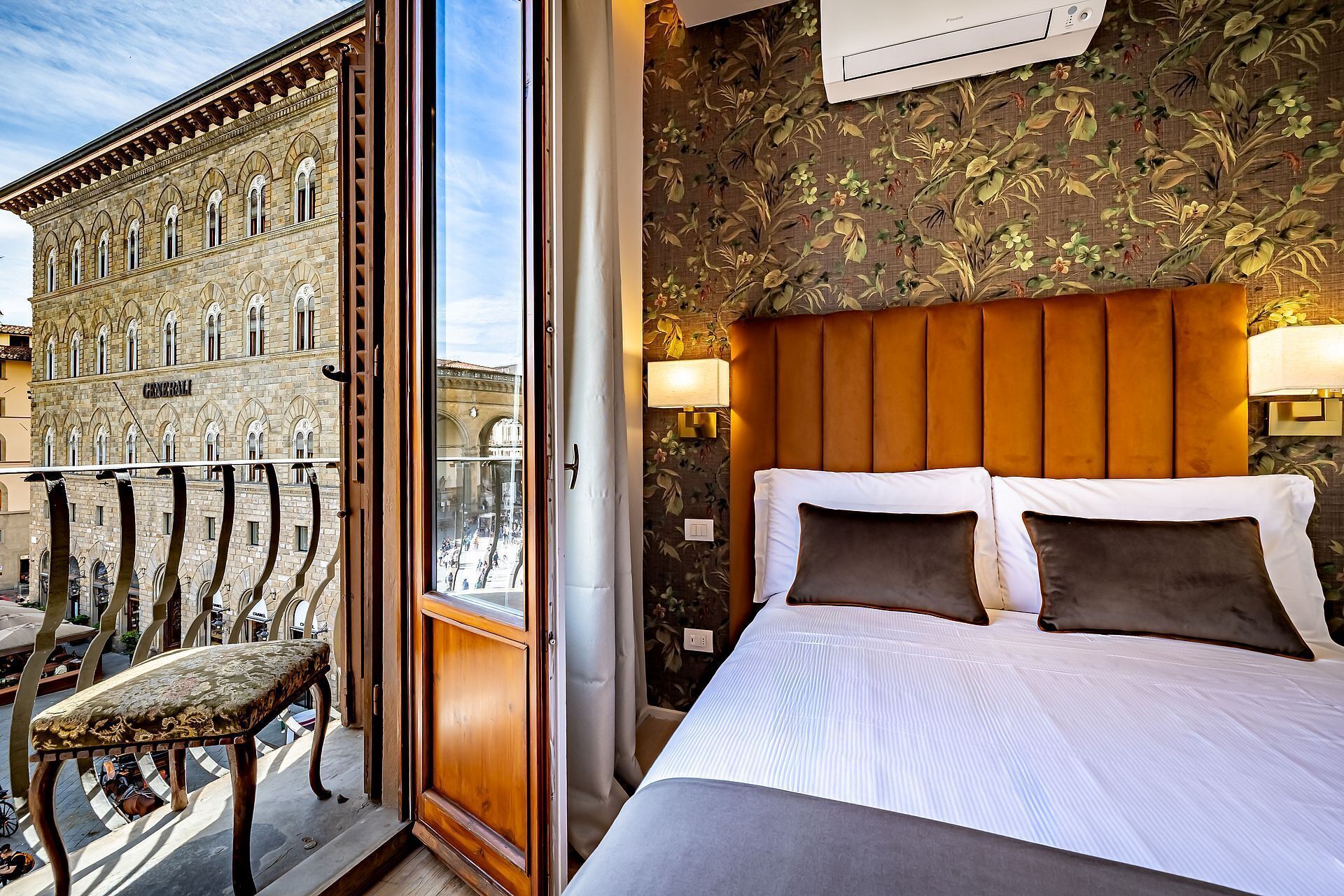 Basic Double Room, Balcony, City View | In-room safe, free WiFi